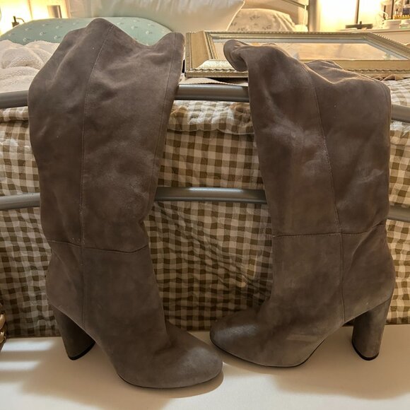 VINCE CAMUTO Femmie Tall Shaft Boot Grey Suede Size 8.5 - Picture 10 of 10